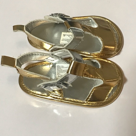 so ‘dorable gold metallic infant girl sandals - Picture 2 of 5